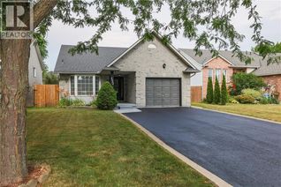 Property for Sale, 4432 Dennis Avenue, Beamsville, ON
