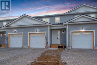 Townhouse for Sale, 22 Mcconnell Crescent, Bracebridge (Macaulay), ON
