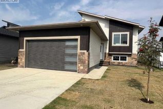 Property for Sale, 62 Metcalf Way, Lacombe, AB Property for Sale, 62 Metcalf Way, Lacombe, AB