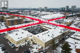 Property, 4923 Bathurst Street, Toronto (Willowdale West), ON
