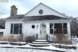 Property for Sale, 16 Robinson Street W, Little Current, ON