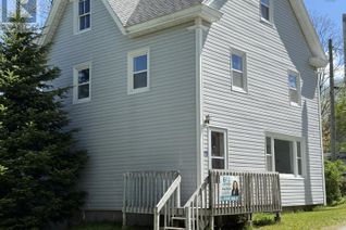 Detached House for Sale, 75 Cove Road, Conquerall Bank, NS Detached House for Sale, 75 Cove Road, Conquerall Bank, NS
