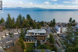 Property for Sale, 990 Doumac Ave #305, Saanich, BC
