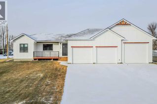 Bungalow for Sale, 246 4a Street, Stirling, AB