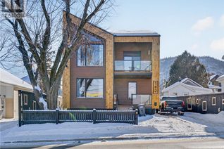 Detached House for Sale, 182 Roseberry Street, Campbellton, NB