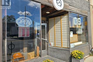 Property, 874 Eglinton Avenue E, Toronto (Leaside), ON