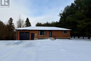 Bungalow for Rent, 14 Denney Drive, Essa, ON Bungalow for Rent, 14 Denney Drive, Essa, ON