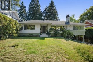 Detached House for Sale, 869 Clements Avenue, North Vancouver, BC
