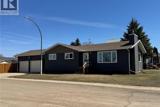 Detached House for Sale, 415 3rd Avenue W, Biggar, SK
