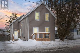 Detached House for Sale, 487 Clarence Street, North Dundas, ON