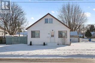 Property for Sale, 700 Wallace Street, Chatham-Kent (Wallaceburg), ON Property for Sale, 700 Wallace Street, Chatham-Kent (Wallaceburg), ON