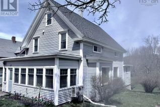 Detached House for Sale, 201 Main Street, Kentville, NS