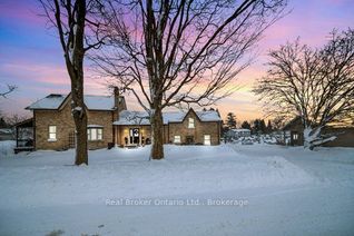 Detached House for Sale, 690 Wallace Ave S, North Perth, ON