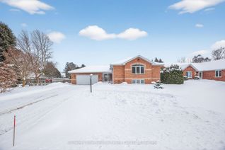 Bungalow for Sale, 35 Elgin St S, Blue Mountains, ON