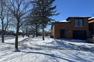 Bungalow for Sale, 388 Parkwood Ave #Upstair Fl, Bradford West Gwillimbury, ON