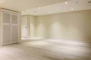 Freehold Townhouse for Rent, 38 Henderson Ave #Lower, Toronto, ON