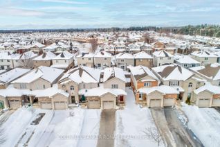 Freehold Townhouse for Sale, 115 Banting Cres, Essa, ON