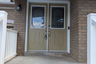 Semi-Detached House for Sale, 158 Hollywood hill Cir, Vaughan, ON
