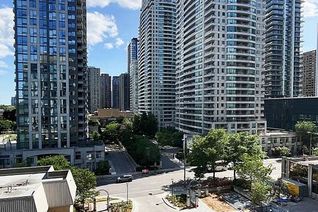 Condo Apartment for Sale, 28 Hollywood Ave #1402, Toronto, ON