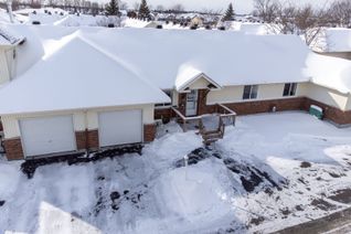 Condo Townhouse for Sale, 206 Oak Leaf Private, Stittsville - Munster - Richmond, ON