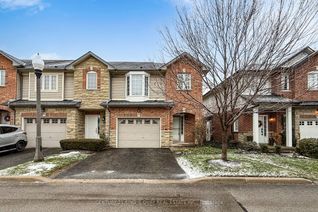 Condo Townhouse for Sale, 232 Stonehenge Dr #21, Hamilton, ON