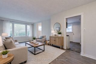 Bungalow for Rent, 140 Cherrywood Dr #MAIN, Newmarket, ON