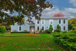 Detached House for Sale, 1 Laura Secord Pl, Niagara-on-the-Lake, ON