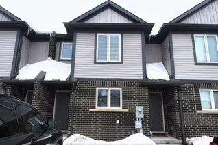Condo Townhouse for Sale, 7768 Ascot Cir #86, Niagara Falls, ON