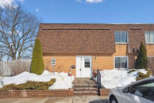 Condo Townhouse for Sale, 120 Country Club Dr #9, Guelph, ON