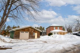 Detached House for Sale, 10 Hill St, Selwyn, ON