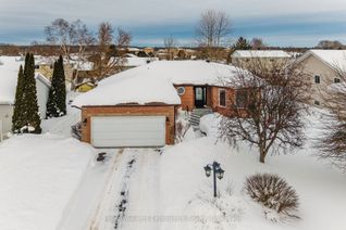 Bungalow for Sale, 11 Copeland St, Penetanguishene, ON
