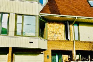 Townhouse for Rent, 109 Brant St, Oakville, ON