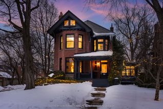 Detached House for Sale, 92 Woodlawn Ave, Toronto, ON
