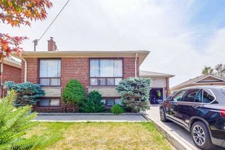 Bungalow for Rent, 65 Whitburn Cres, Toronto, ON