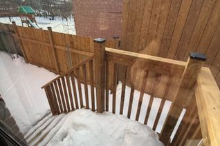 Backsplit for Rent, 5 Rochelle Cres, Toronto, ON