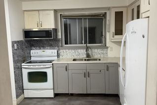 Bungalow for Rent, 13 Bromley Cres, Brampton, ON