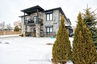 Condo Townhouse for Sale, 3194 Vivian Line 37 N/A #7, Stratford, ON