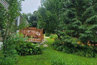 Bungalow for Sale, 75049 Hensall Rd #18, Huron East, ON