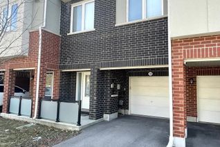 Freehold Townhouse for Rent, 10 Heron Park Pl, Toronto, ON