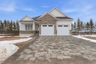 Bungalow for Sale, 78 DEARING Dr, South Huron, ON