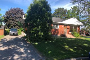Bungalow for Rent, 1627 Chaucer Ave #2, Alta Vista and Area, ON
