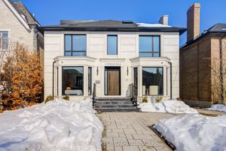 Detached House for Sale, 6 Hillholm Rd, Toronto, ON