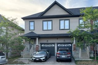 Freehold Townhouse for Sale, 28 Deneb St, Barrie, ON