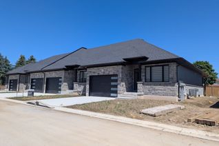 Bungalow for Sale, 32 Postma Cres #8, North Middlesex, ON Bungalow for Sale, 32 Postma Cres #8, North Middlesex, ON