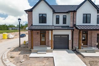 Freehold Townhouse for Sale, 147 Scotts Dr #17, Lucan Biddulph, ON