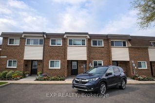 Freehold Townhouse for Sale, 55 Godstone Rd #111, Toronto, ON