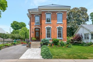 Detached House for Sale, 26 Centre St, Prince Edward County, ON