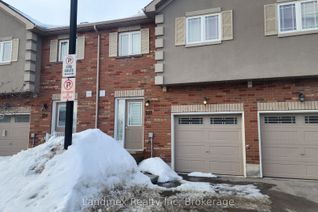Condo Townhouse for Sale, 227 Harvie Rd #43, Barrie, ON