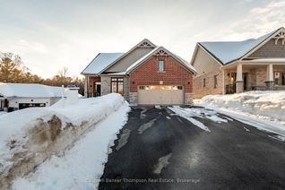 Detached House for Sale, 14 Eaglecrest Ave, Huntsville, ON Detached House for Sale, 14 Eaglecrest Ave, Huntsville, ON