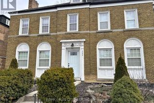 Detached House for Rent, 1745 Bathurst St #B, Toronto, ON
